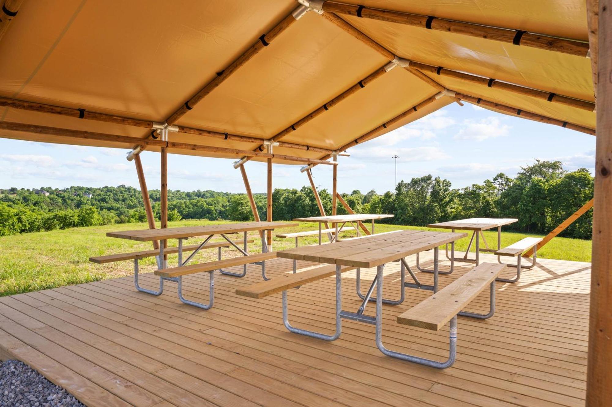 The Lodges At Eden Reserve - Pet Friendly Cabins Near Ark Williamstown Exteriör bild